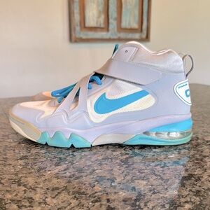 Nike Air Force max CB2 Hyperfuse Barkley 34 Athletic Sneakers EUC 10.5